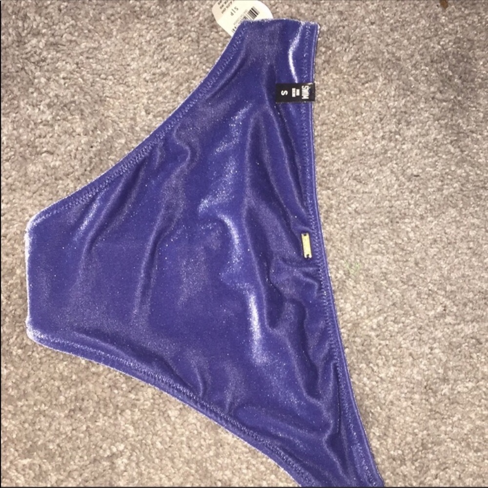 Vs velvet bottoms